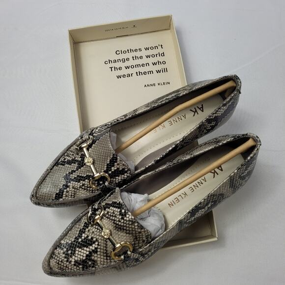 Anne Klein Octabia Embossed Bit Loafer size 7 1/2M - Picture 3 of 13